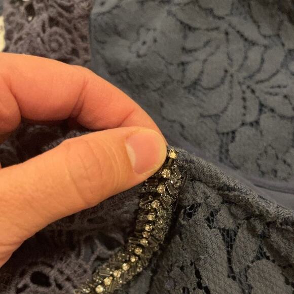 Daytrip Blue Crochet Floral Lace Mock Neck Bling Tank Top Women's Size Large - Picture 6 of 7